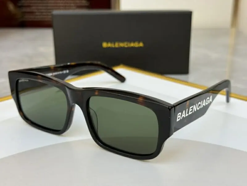 balenciaga aaa qualite lunettes de soleil s_1216751